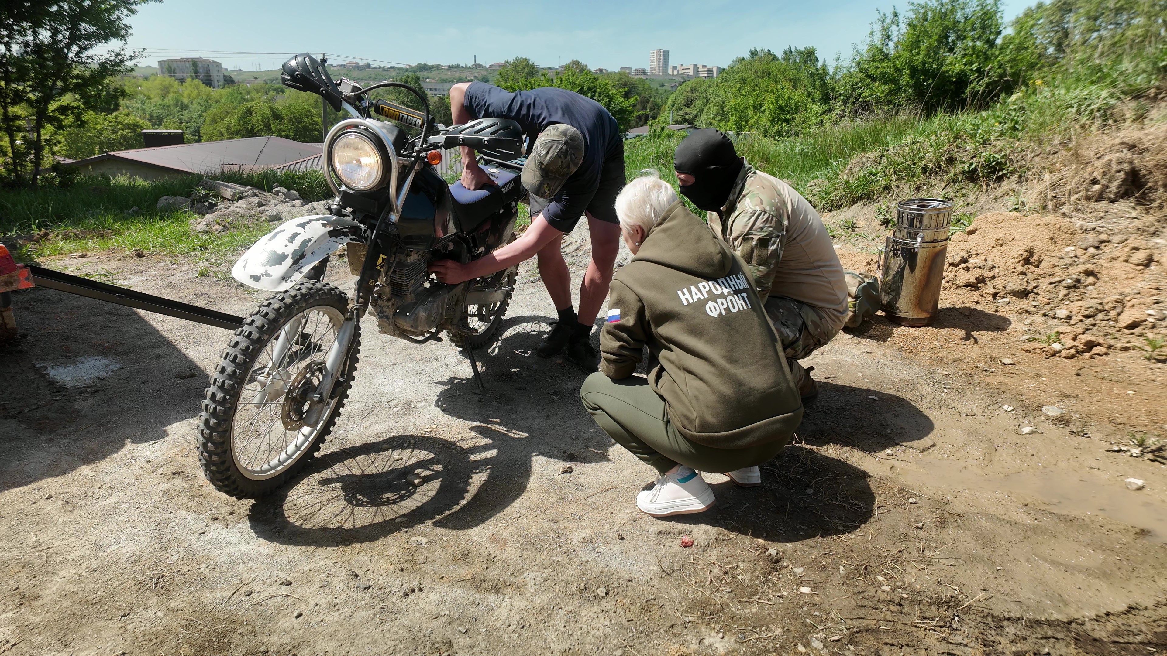 Турист в Крыму передал свой мотоцикл бойцам на СВО