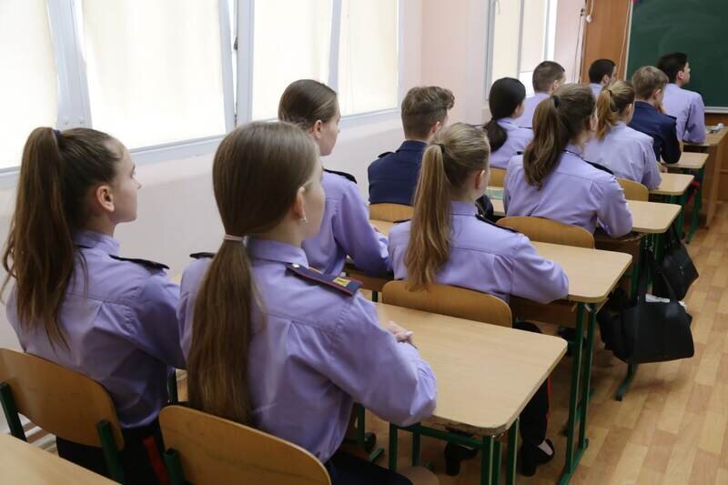 Ученики крымской кадетской школы-интерната поедут на благотворительный бал в Москву