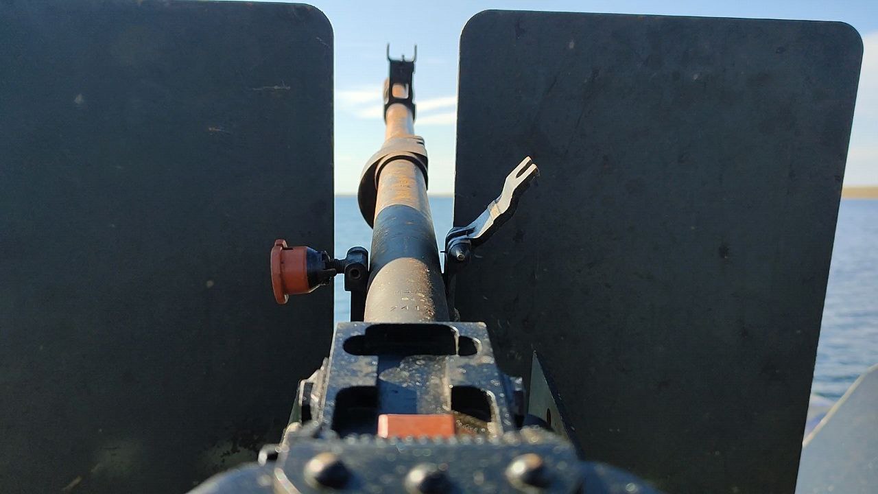 Волонтёры передали крымским бойцам тепловизионный прицел