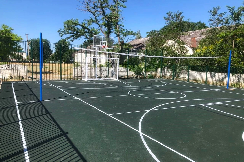 В крымских школах сделали 11 спортплощадок 