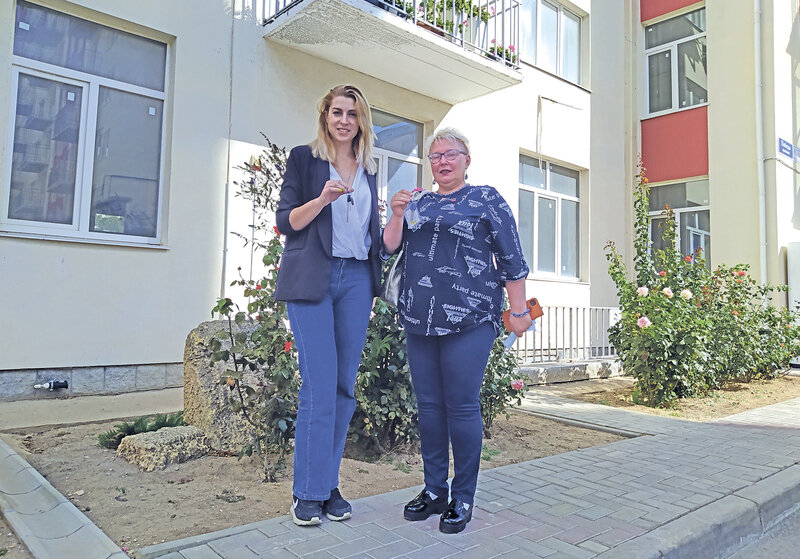 В Евпатории врачи получили ключи от служебных квартир