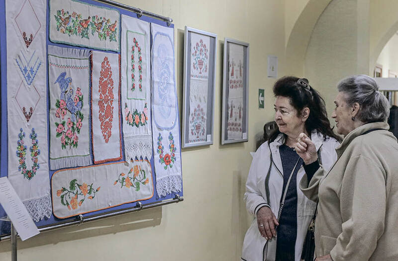 В Крымском этнографическом музее проходит биеннале восточнославянской вышивки «Узор на полотне»