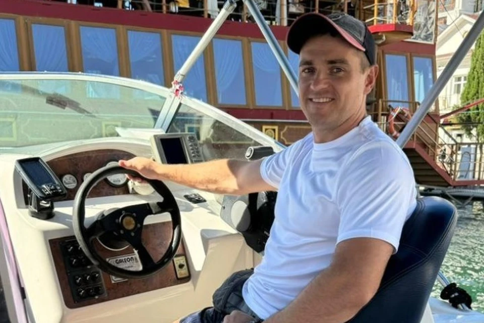 Схватил окровавленного мужчину за брючный ремень и затащил в электромобиль: Алексей рассказал, как помогал спасать владельца "Тайгана"