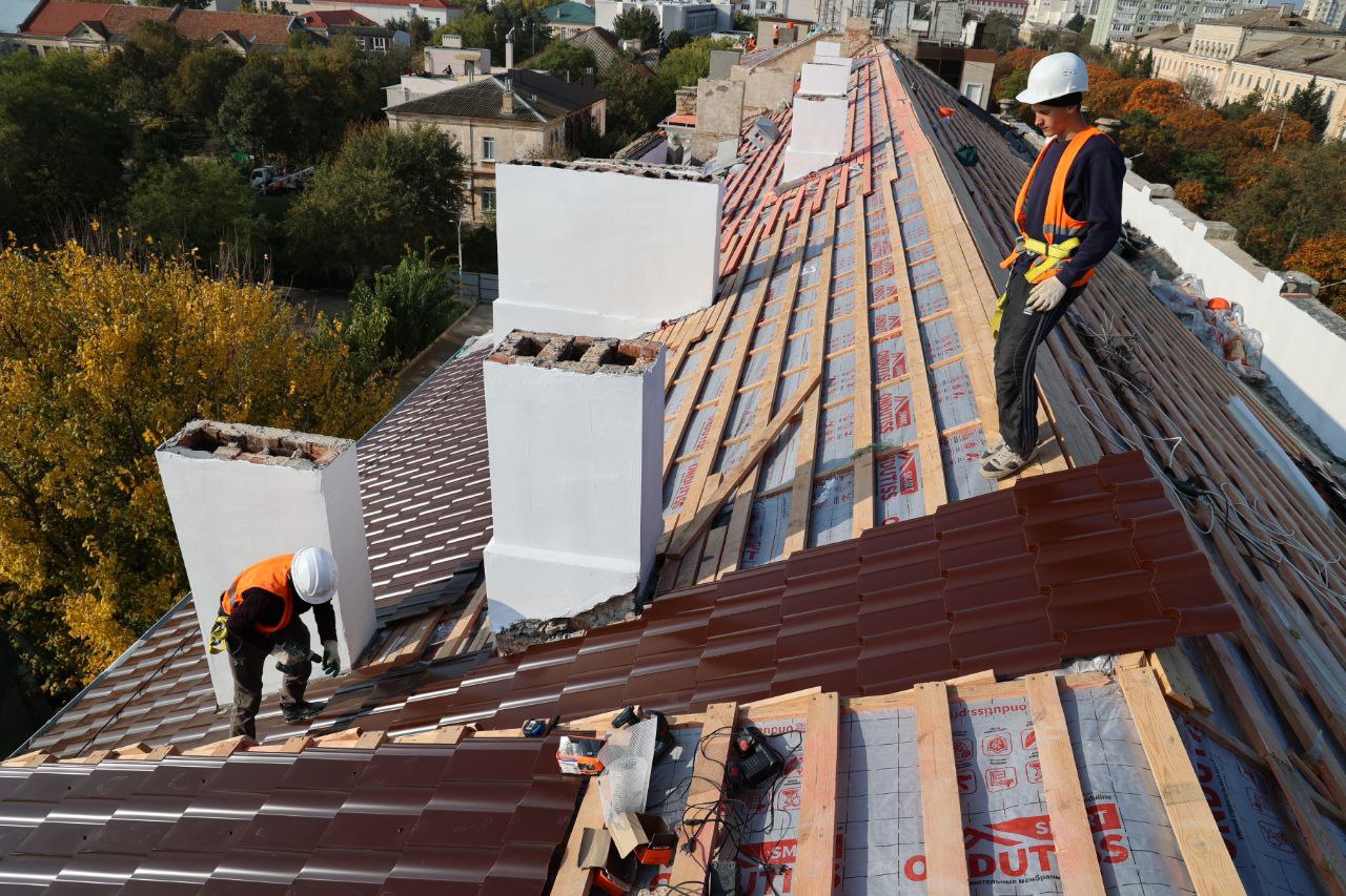 До конца года в Евпатории отремонтируют 44 многоквартирных дома