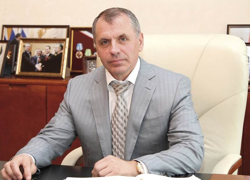 В Крыму рассказали о ситуации с поставками топлива и продовольствия