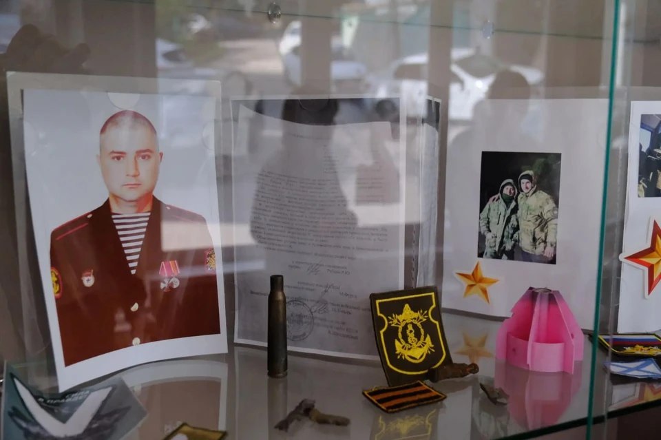 В Гаспринской школе открыли музей, посвященный герою СВО Алексею Гренадерову