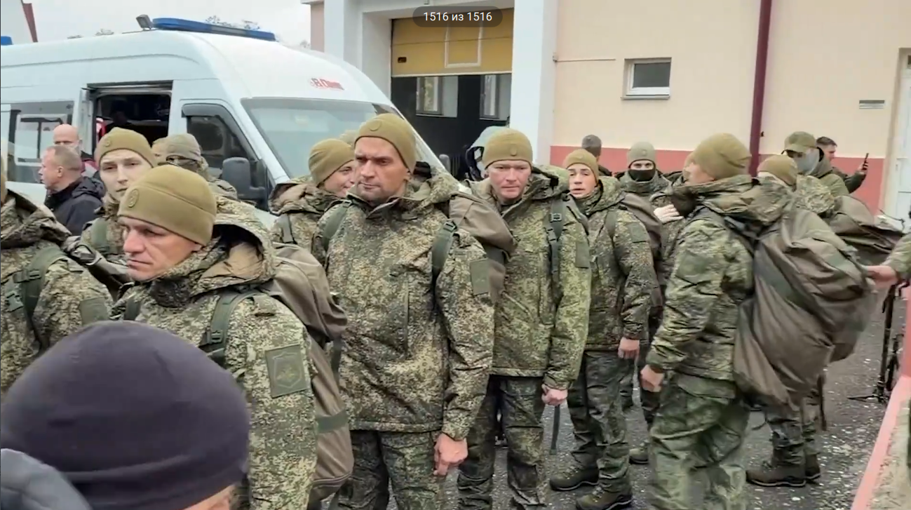Россия и Украина провели обмен военнопленными: среди вернувшихся — 50 военных из ДНР, ЛНР и Крыма