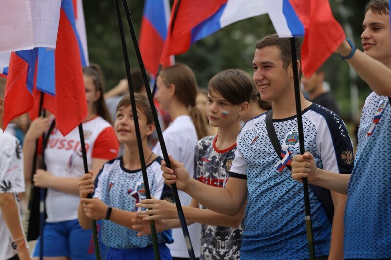 Это то, что я люблю и чем я горжусь: крымчане рассказали, что для них значит слово «Россия»