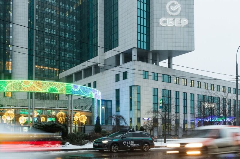 Вместе со Сбербанком в Крым должны зайти и все его дочерние сервисы - эксперт