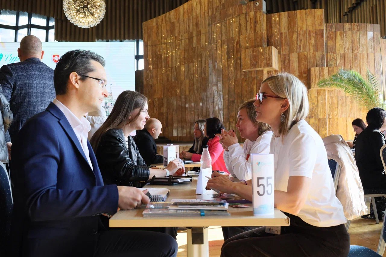 71 турагент из разных городов России посетил Крым для установления деловых связей