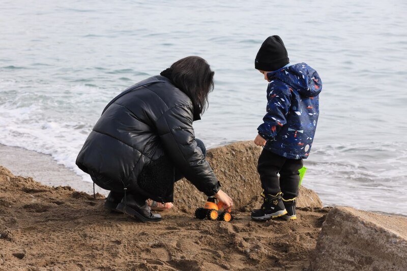 Что такое ежемесячная выплата из маткапитала и на скольких детей её можно получить
