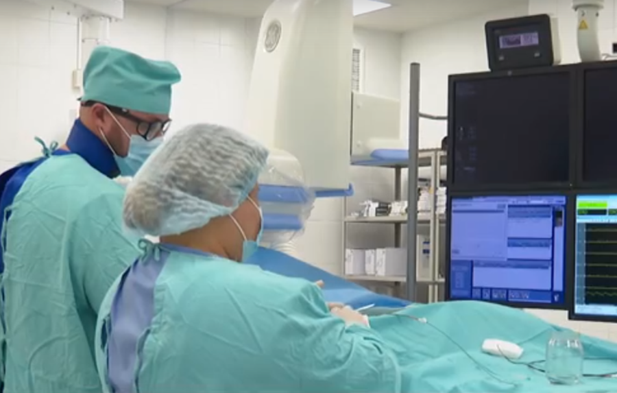 Крымские сосудистые хирурги сделали рекордное число операций по тромбоэкстракции при инсульте