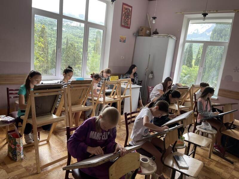 Новое помещение в Массандре передали Ялтинской школе искусств