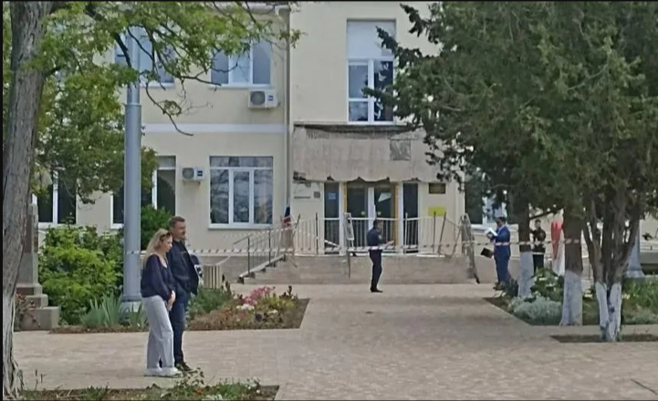 Севастопольскую школу, в которой рухнул балкон, отремонтировали год назад