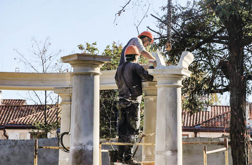 В Феодосии до конца года завершат благоустройство центра города