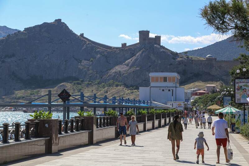 На поддержку туротрасли Крыма выделят 2,7 млрд рублей 
