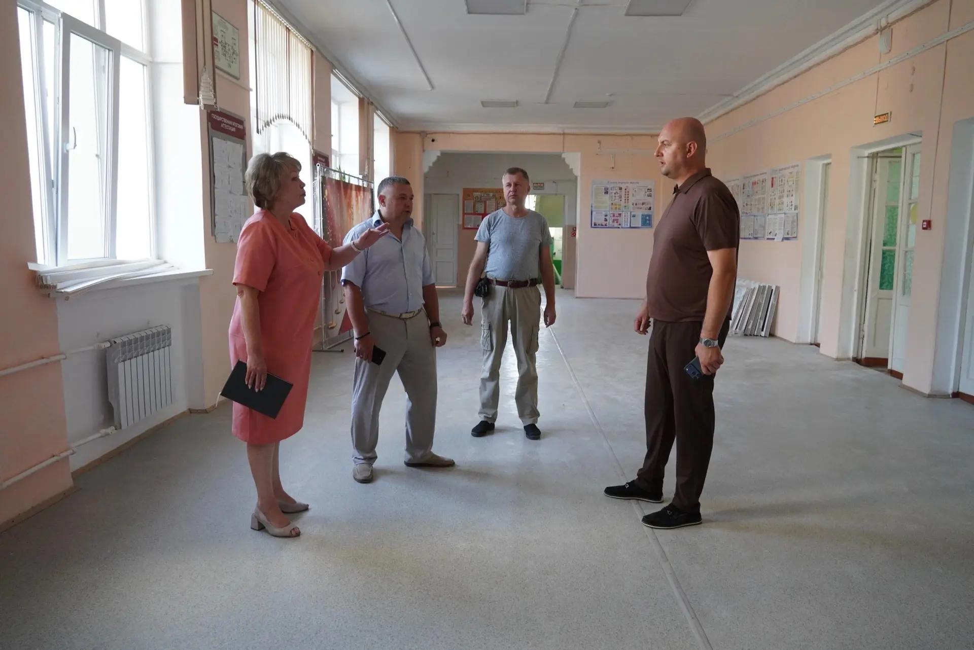 В Керчи началась проверка готовности школ к новому учебному году