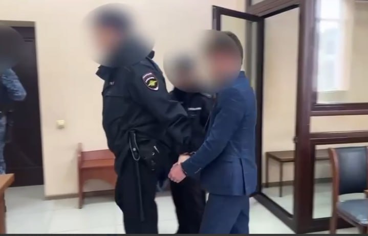 Курьер мошенников из Симферополя проведет три года за решеткой 