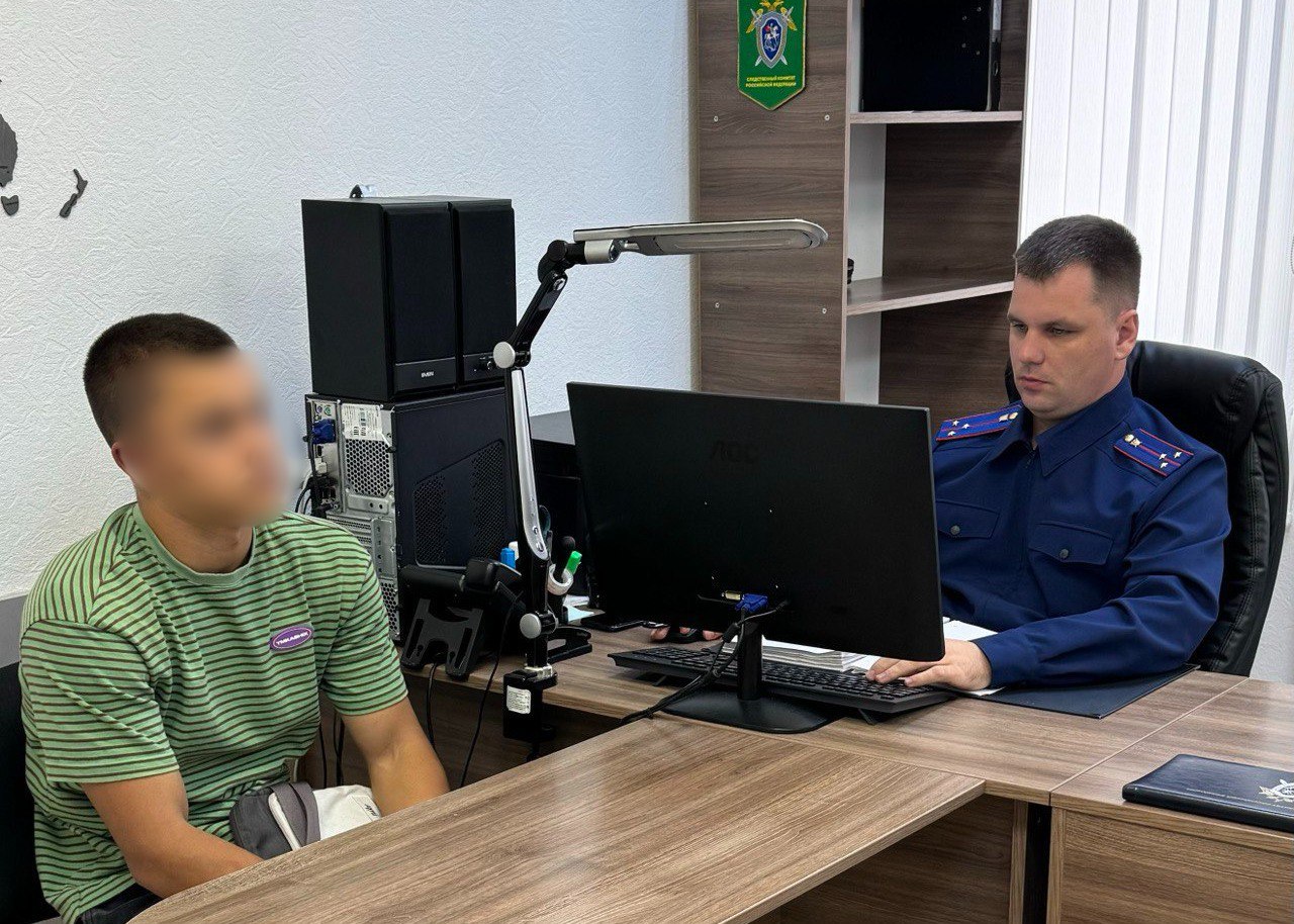 В Симферополе задержаны стримеры- подростки, угрожавшие бездомному пистолетом