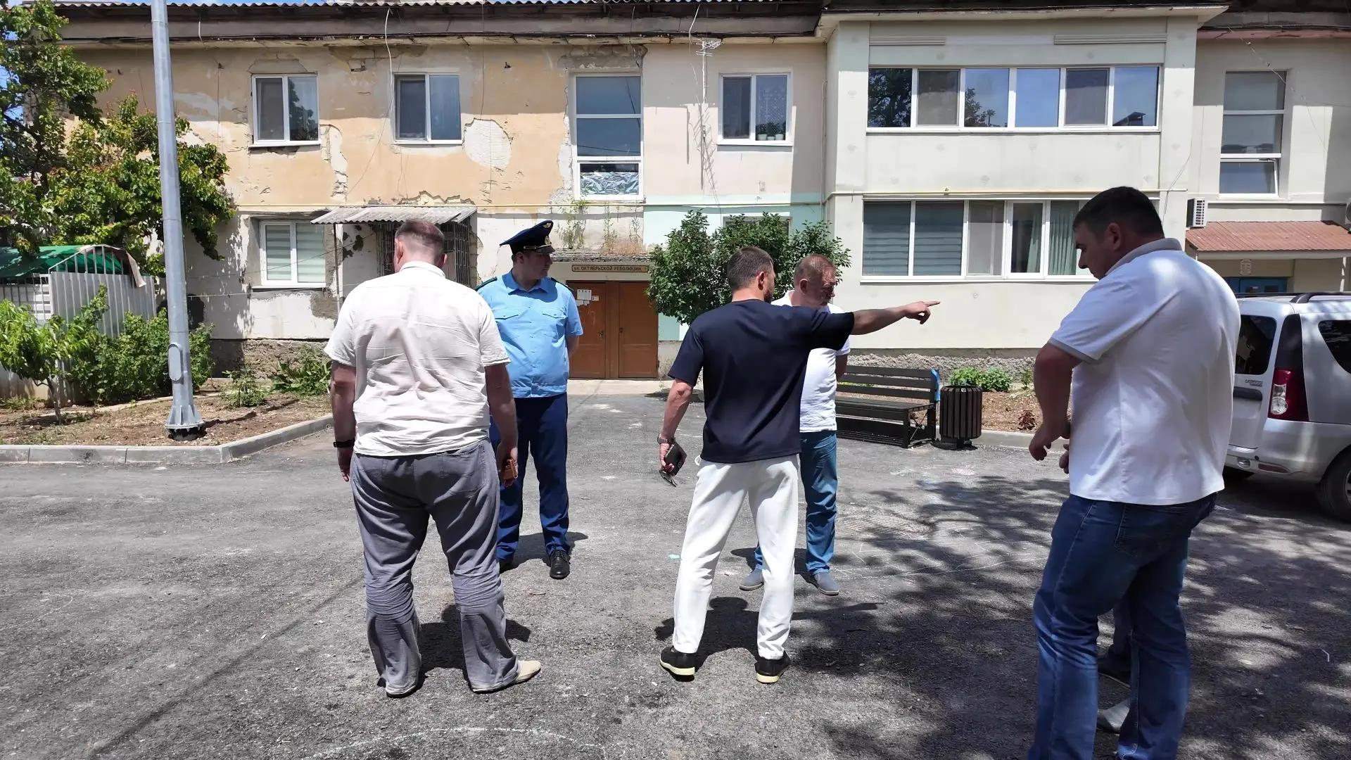 В Николаевке раньше срока завершили благоустройство дворовых территорий