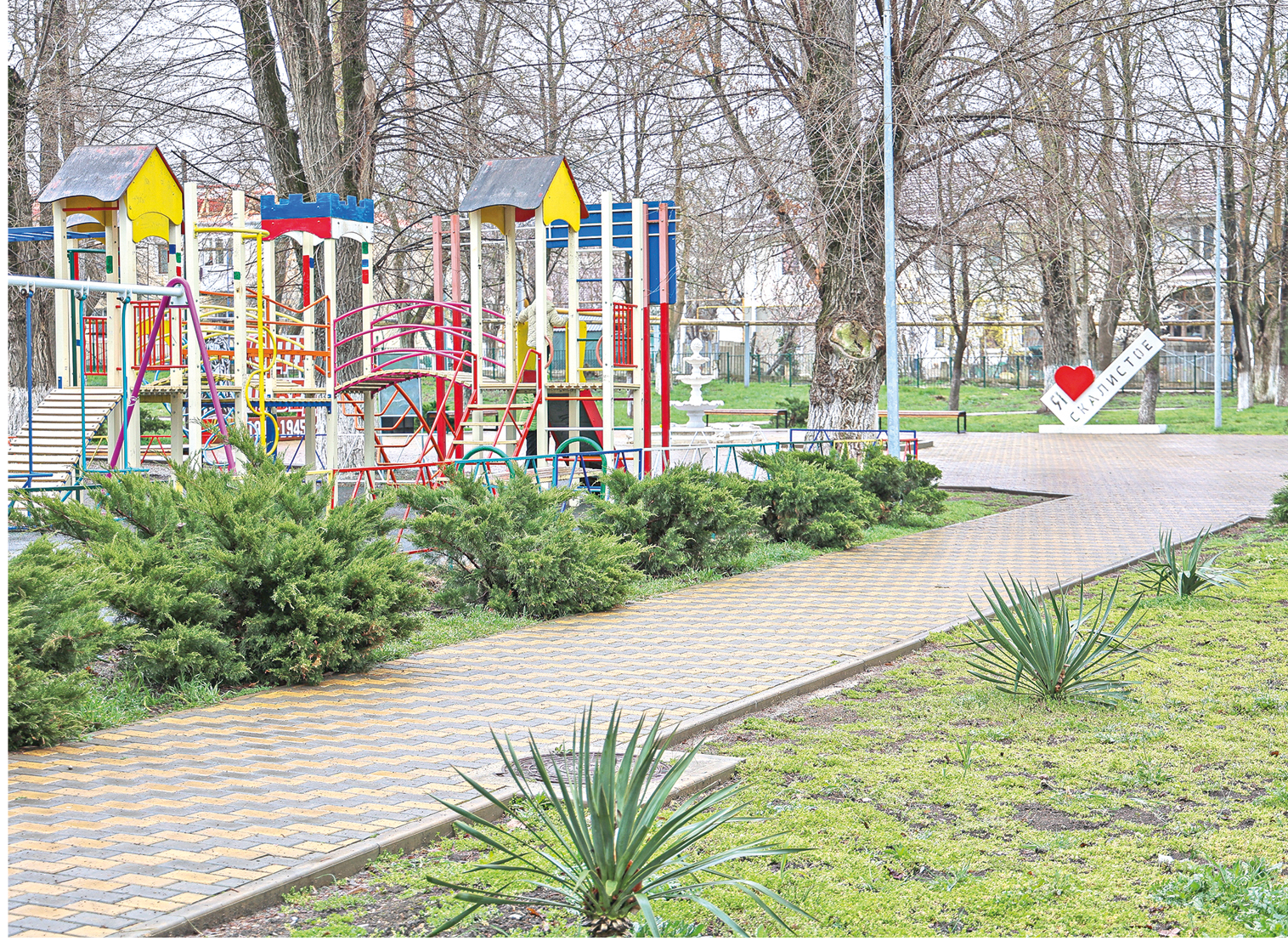 Село ожило: чему радуются и на что жалуются жители Скалистого Бахчисарайского района