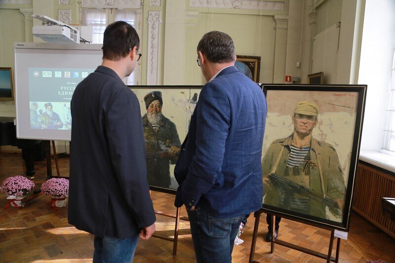 Художники с новых территорий России представили свои картины в Крыму