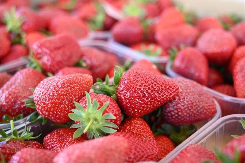 Расстраиваться не надо: почему в Крыму подорожала клубника
