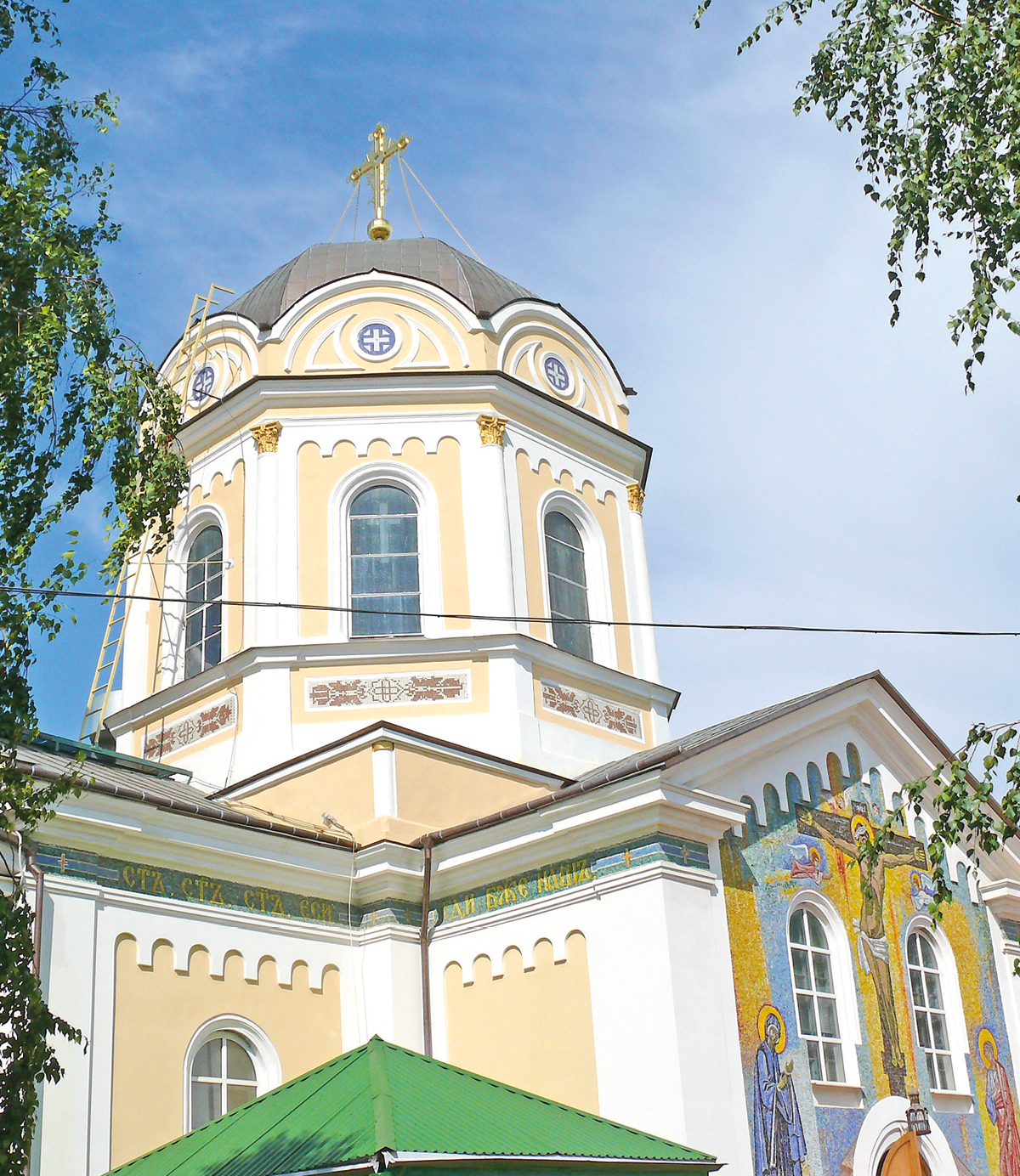 Врач, исповедник и "душа Симферополя": 80 лет служения святителя Луки в Крыму и новый «Квартал» в его честь