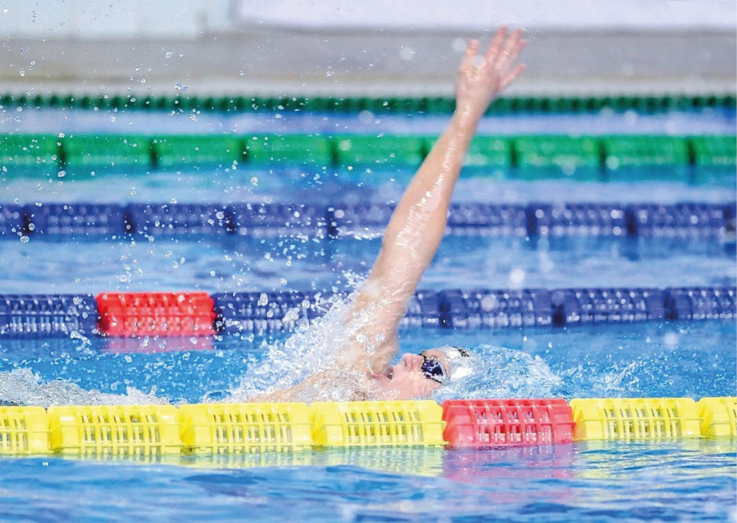 Крымские пловцы завоевали 14 медалей на соревнованиях в Волгограде