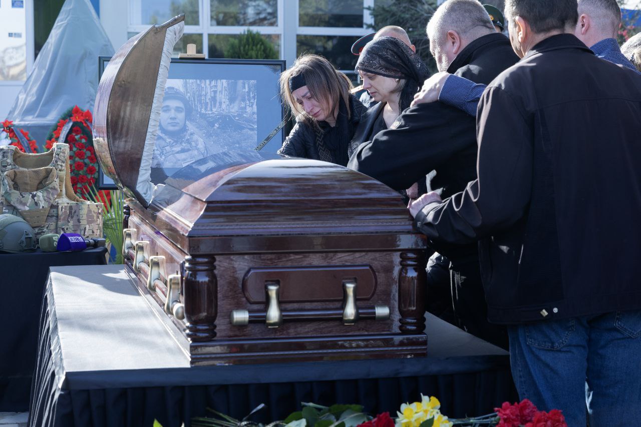 В Крыму простились с военным корреспондентом Александром Федорчаком