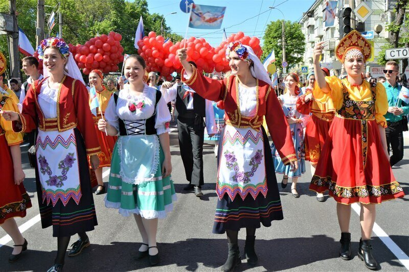 Гемпель: в Крыму налажена работа властей с национально-культурными объединениями