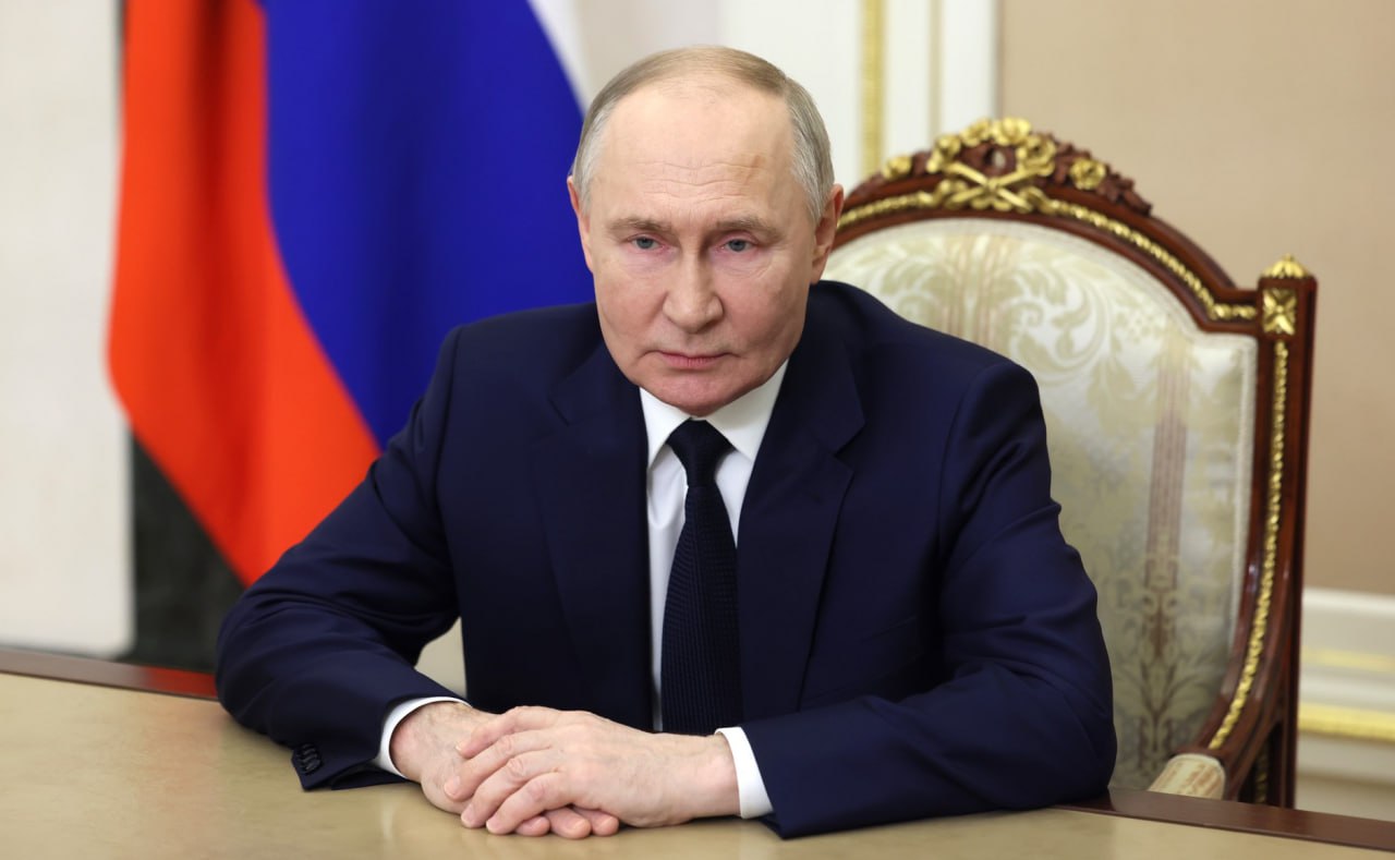 Владимир Путин объявил трёхдневное перемирие в дни 80-летия Победы