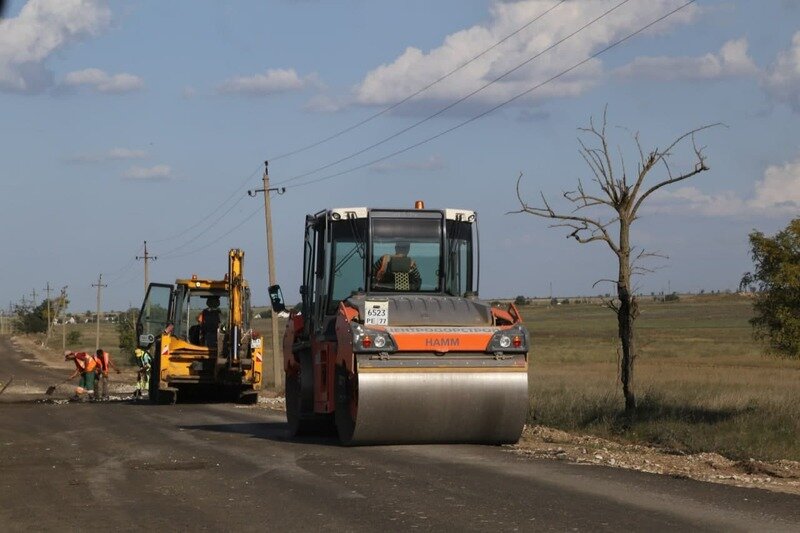 В Симферопольском районе отремонтируют три участка автодорог