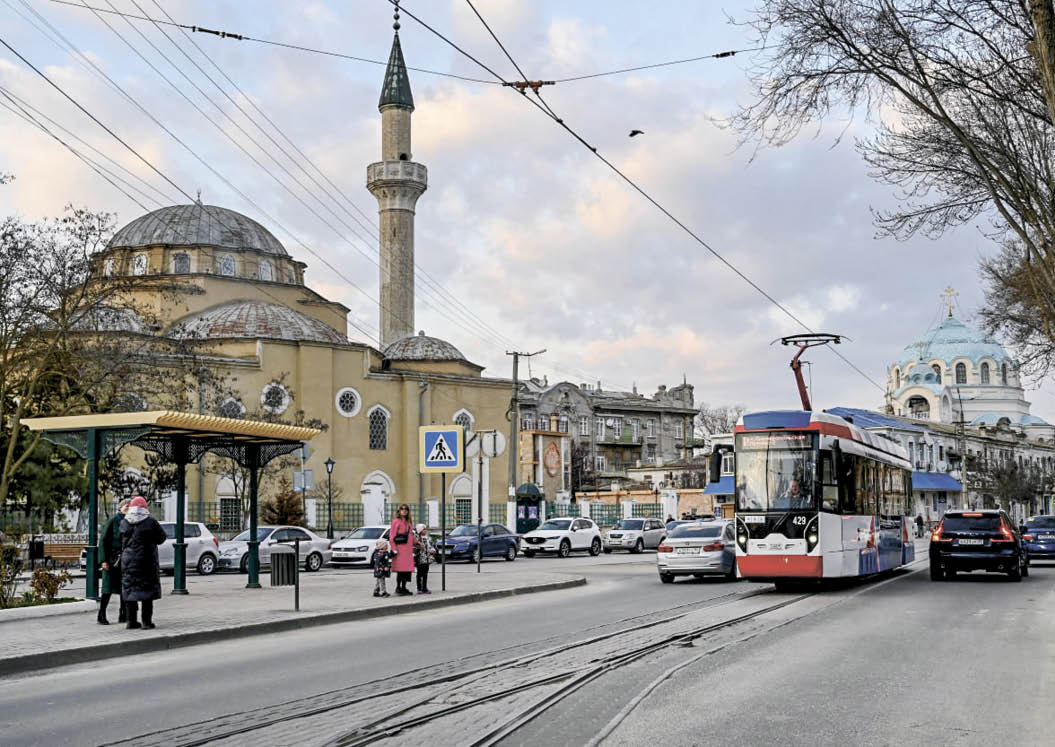Здесь чаёвничал имератор: история гостиницы «Бо-Риваж» в Евпатории