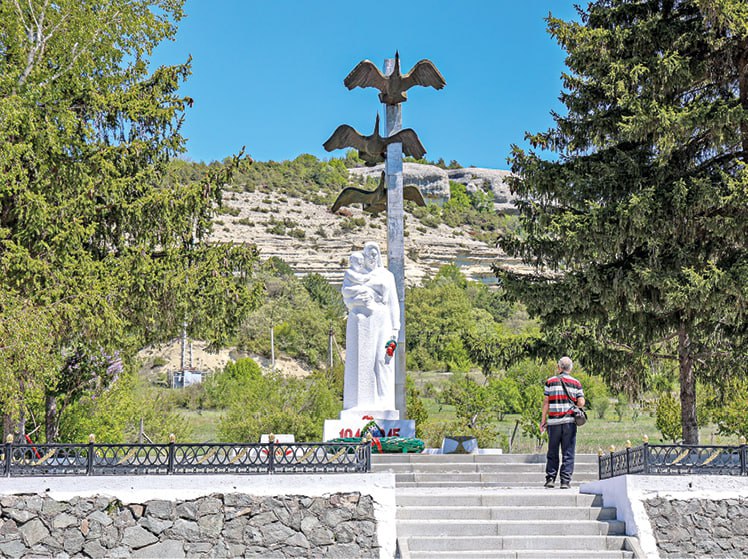 Село расцвело: чему радуются и на что жалуются жители Красного Мака Бахчисарайского района