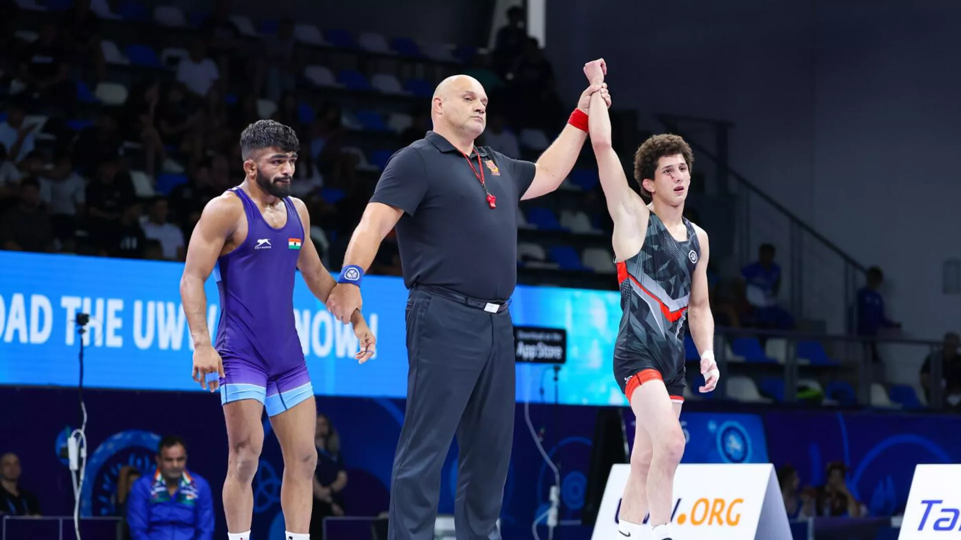 Российские борцы завоевали медали на чемпионате мира в Болгарии