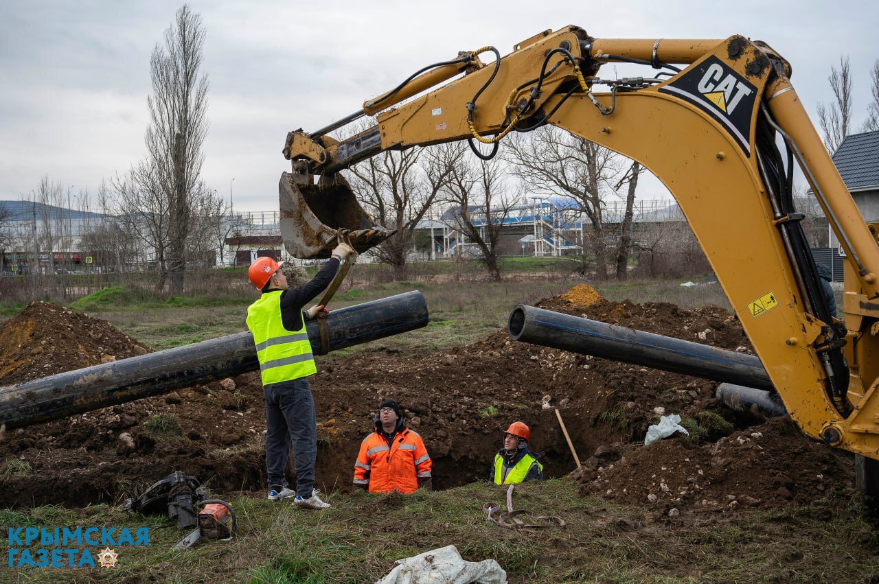 Между сёлами Доброе и Перевальное в Крыму стартовало строительство нового водовода 