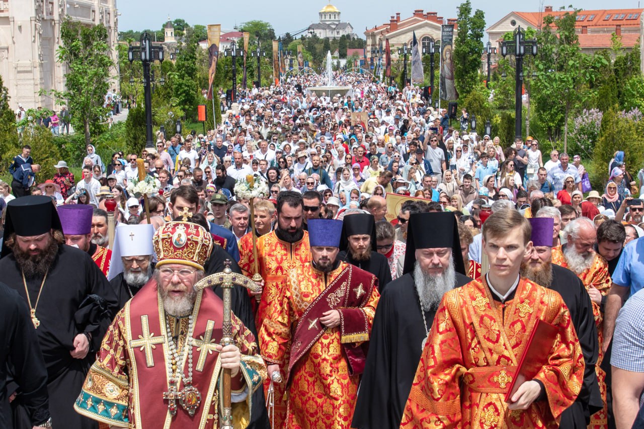 В Новом Херсонесе прошли праздничные мероприятия ко Дню крещения святого князя Владимира с его дружиной