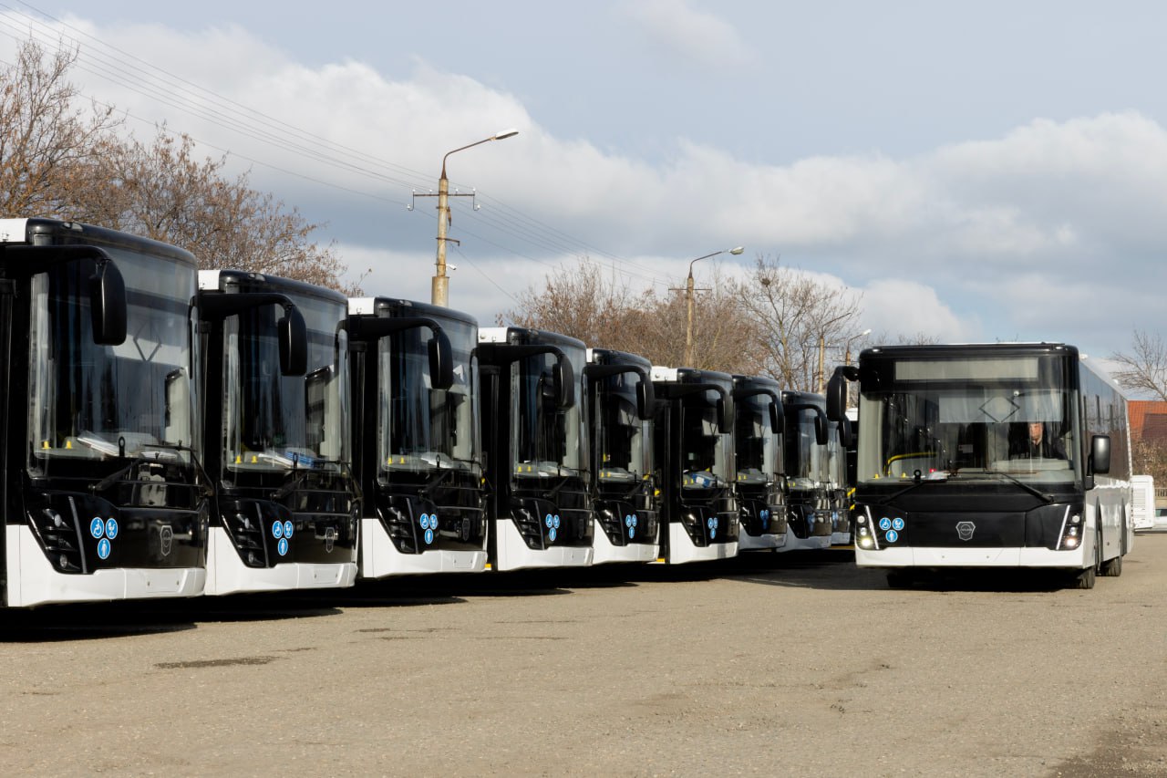 Крым до конца года получит 30 новых автобусов с повышенной вместимостью пассажиров