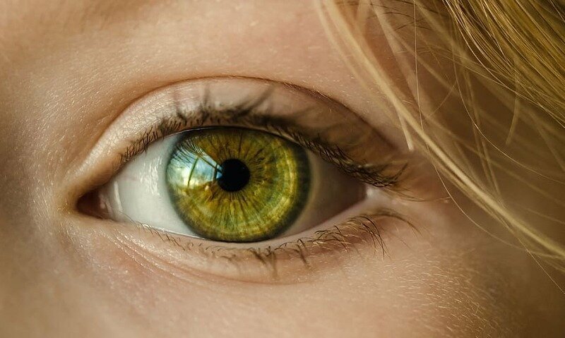 Очи жгучие: как справиться с синдромом сухого глаза