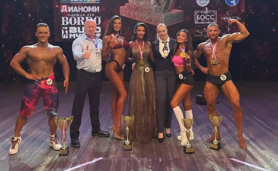 Крымчане завоевали медали на Кубке Донбасса по бодибилдингу