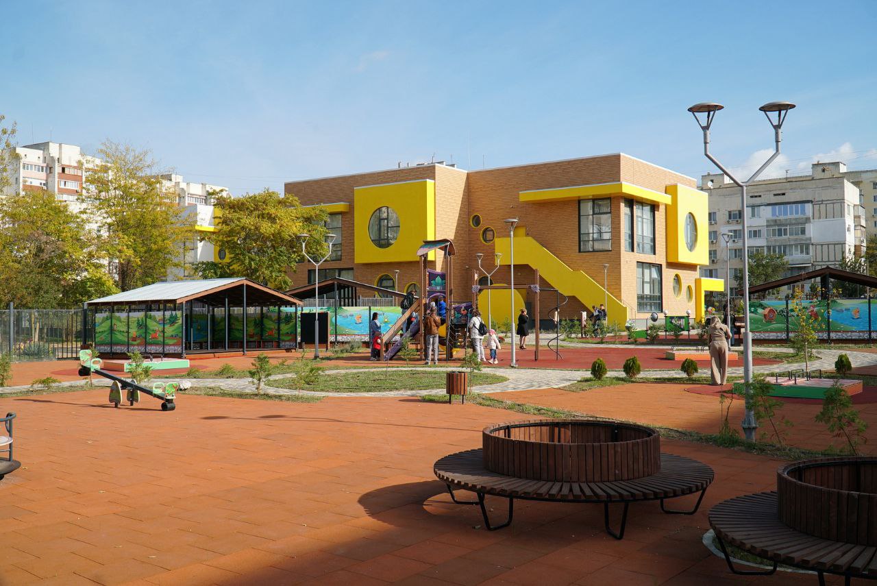 В Евпатории открыли два новых детских сада