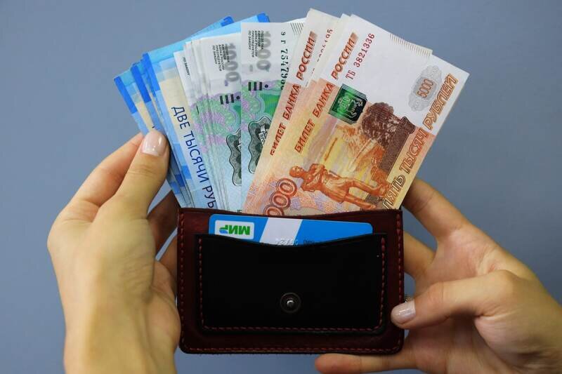 Как Крым борется с "серыми" зарплатами и теневой занятостью