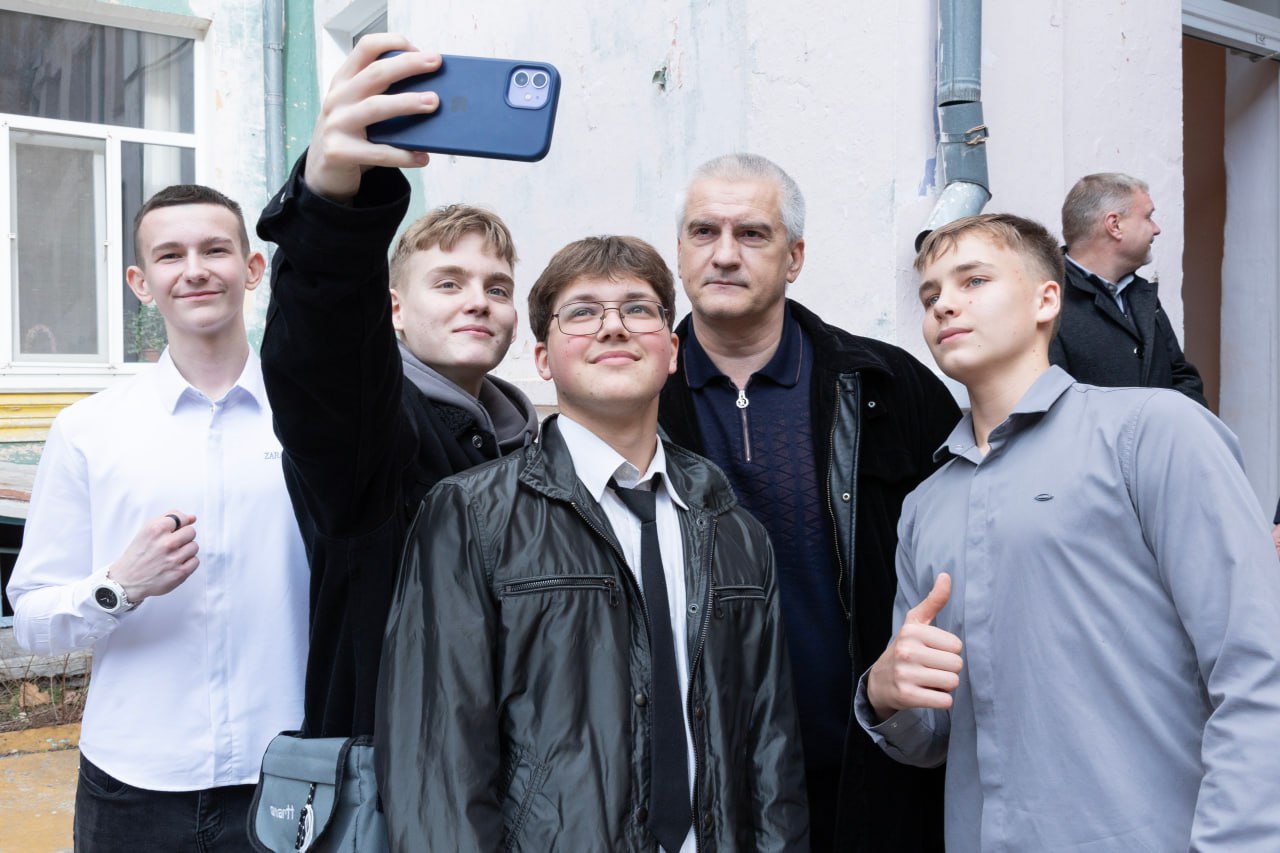 Новая кровля, спортзал и оборудование: в Феодосии отремонтируют три школы