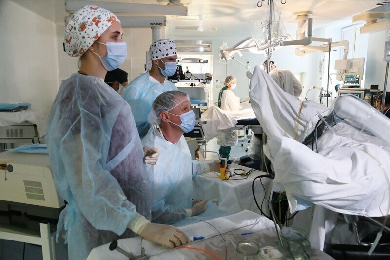 Медики Крыма улучшили робота-ассистента для лапароскопических операций
