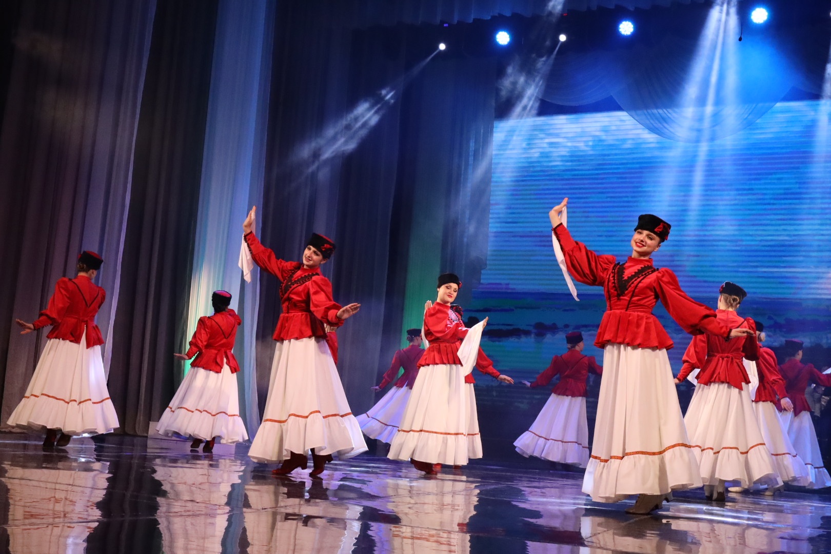 В Симферополе прошло закрытие года культурного наследия народов России