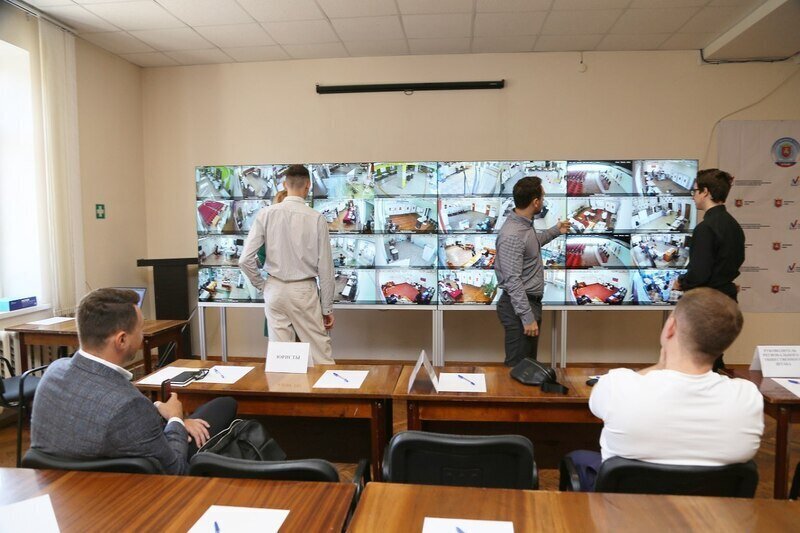 В Крыму за голосованием следят 750 наблюдателей