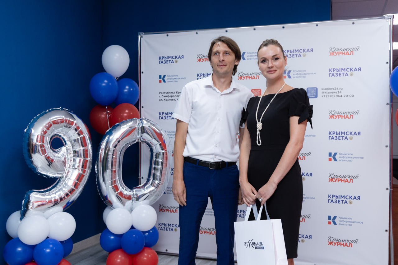 Министр курортов и туризма РК поздравил "Крымскую газету" с юбилеем