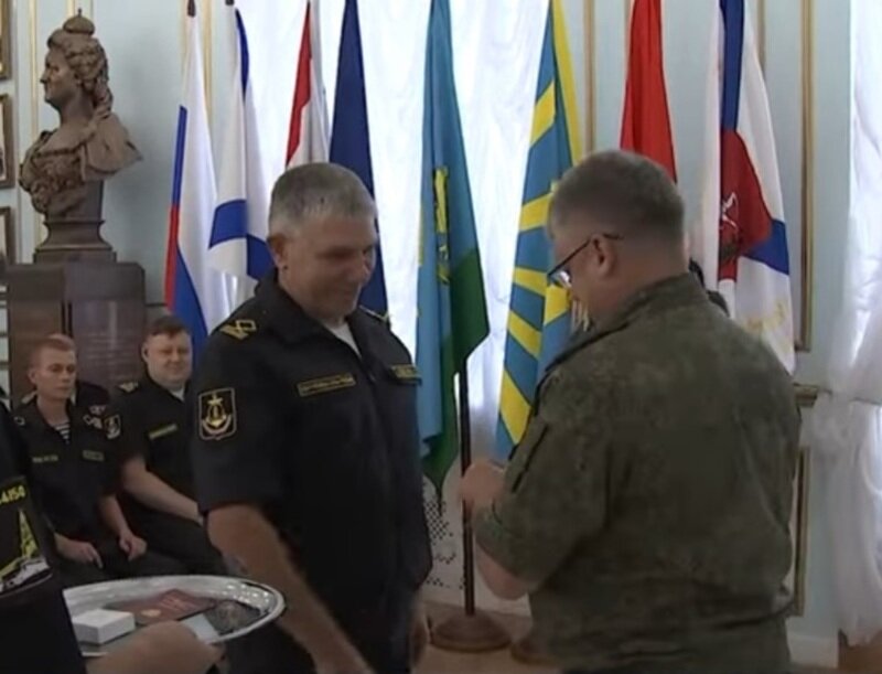 Без вспомогательного флота никак: черноморцам вручили награды за участие в СВО