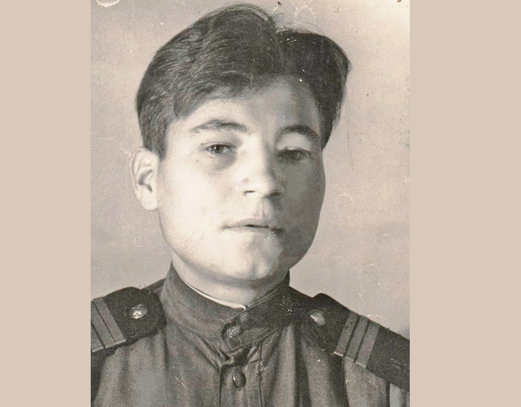 От налаживания радиосвязи до битвы с диверсантами голыми руками: история ветерана-связиста Льва Чупрова